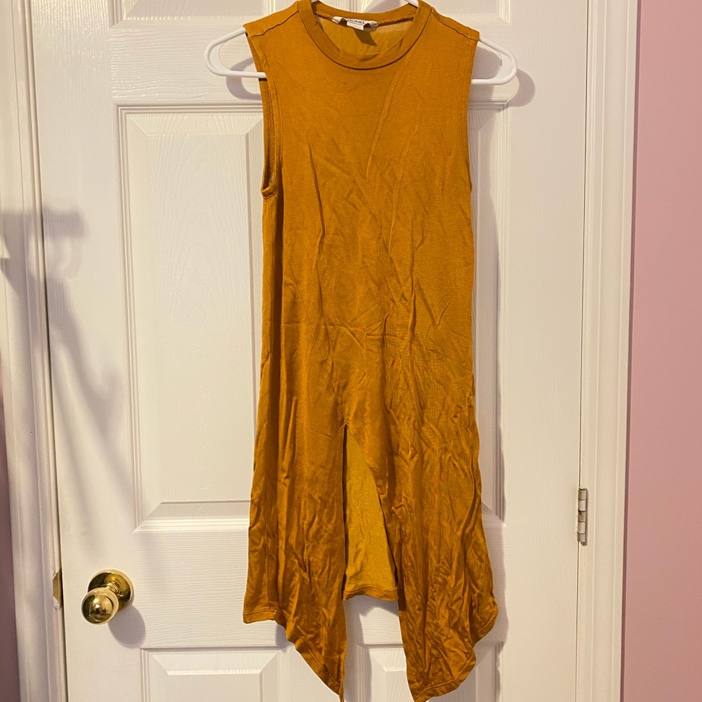 Sleeveless dress/top